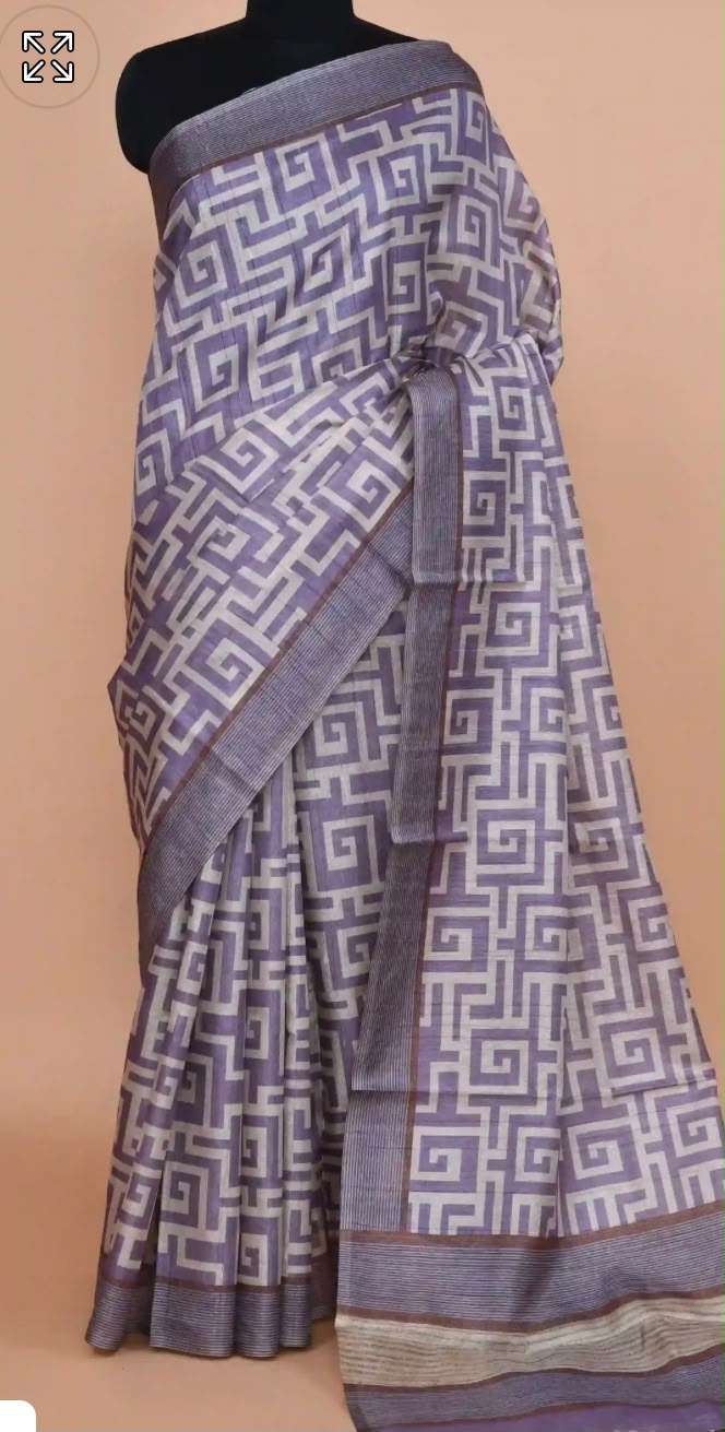 Mannequin example: saree draped on a mannequin